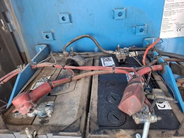  Genie S-85