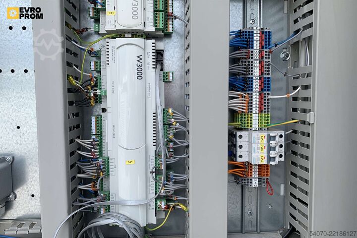 Chiller Used Industrial Chiller Climaveneta - 300 kW | With warranty