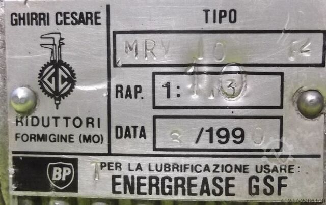 Nastavitelný převodový motor 0,37 kW 24-115 ot / min MOTOVARIO TKF/2