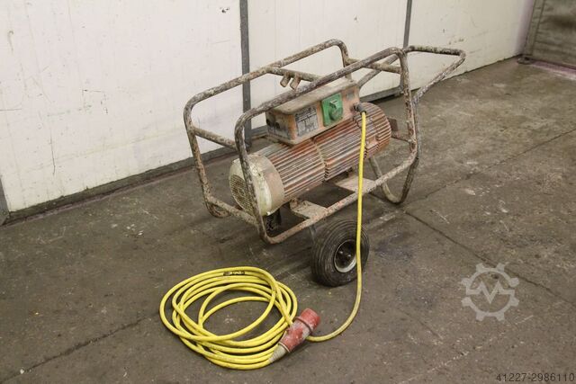 Frequency converter, bottle vibrator 42 V 200 Hz 5 kW Wacker FU-5z/200SW