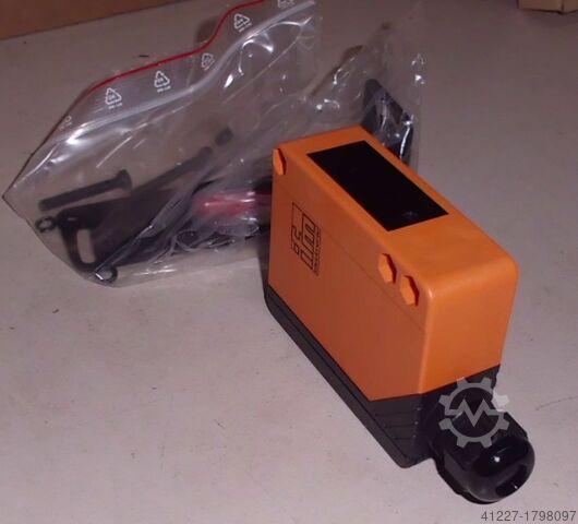 Reflective light barrier IFM OA5108OAT-FCKG