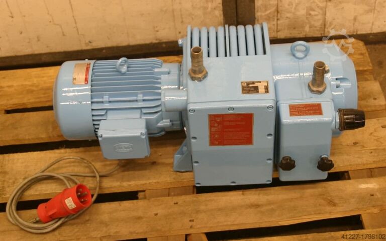 Vacuum pump 60 m³/h Becker DVT 2.60