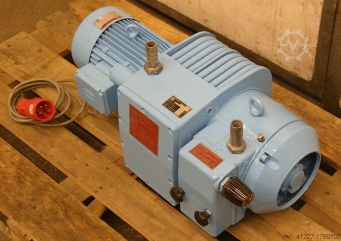 Vacuum pump 60 m³/h Becker DVT 2.60
