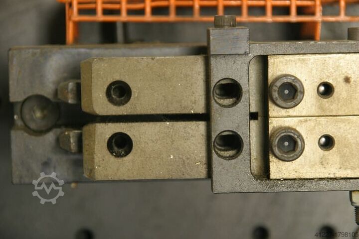 Multifunctionele pons ponsmachine Tekna TK280/RC8