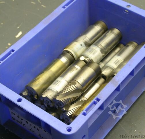 I alt 17 stk. fingerfræsere Protostar Ø32 x 40mm