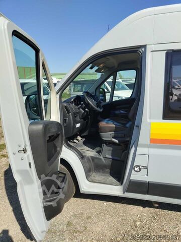 τροχόσπιτο/αυτοκινούμενο τροχόσπιτο Fiat Weinsberg Carabus 600 K | 4 Posti Letto | Completamente Attrezzato