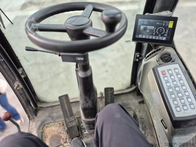 χειριστής υλικών LIEBHERR LH30M