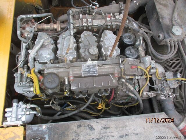 χειριστής υλικών LIEBHERR LH30M