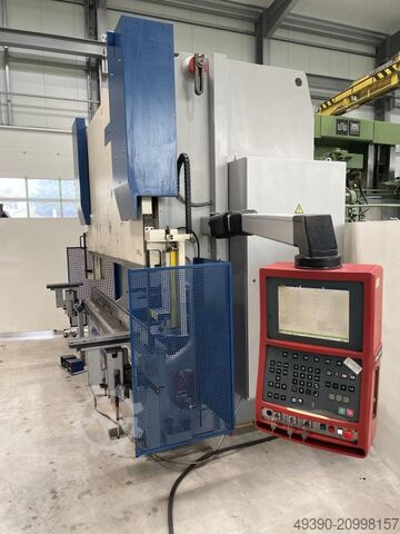 Prensa plegadora CNC, máquina de doblado con matriz, prensa de plegado, banco de plegado, banco de d BEYELER - BYSTRONIC PR 8 (2500 kN x 3100 mm)