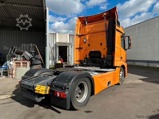 Standaard trekker MERCEDES-BENZ Actros 1845 Nebenantrieb Schubbodenhydraulik ACC