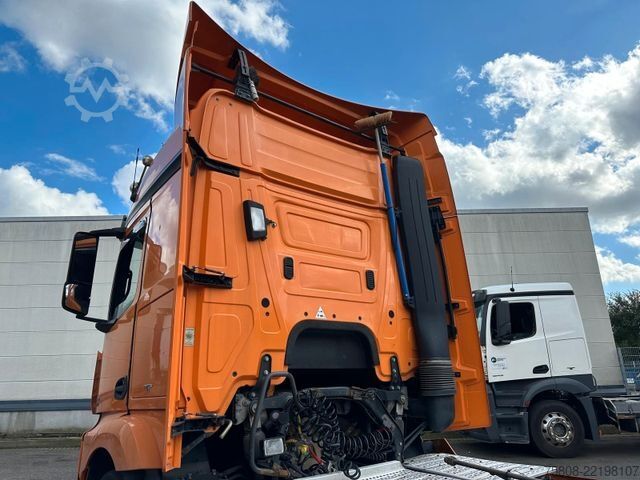 Standaard trekker MERCEDES-BENZ Actros 1845 Nebenantrieb Schubbodenhydraulik ACC