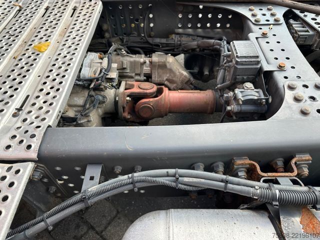Standaard trekker MERCEDES-BENZ Actros 1845 Nebenantrieb Schubbodenhydraulik ACC