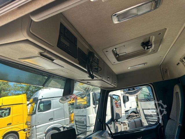 Chladírenský vůz VOLVO FM330 E6D Tiefkühler 8,20m Thermoking T1200 ACC