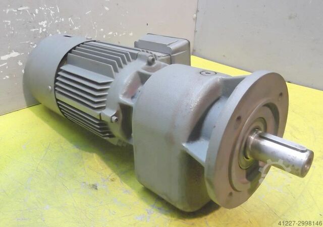 Getriebemotor 0,18/0,55 kW 26/80 U/min ABM SB2H-G112F/D44/x4-6/2