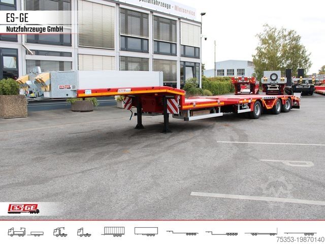 Tieflader-Sattelauflieger FAYMONVILLE MAX Trailer MAX100 Semi-Tieflader Radmulden