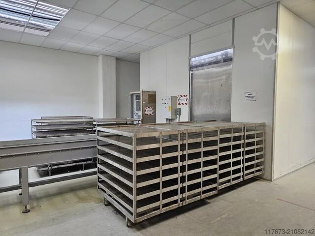 Gebruikte complete afvullijn voor farmaceutische glazen flessen - 3.500 flessen/uur SIDE SBM 