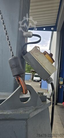 Fahrbarer Schwenkkran Kran 