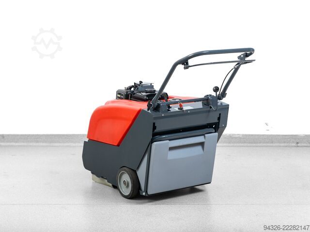 Hako Hamster 650 V veegmachine Hako Hamster 650 V - Benzin Sweeper - 3525m²h