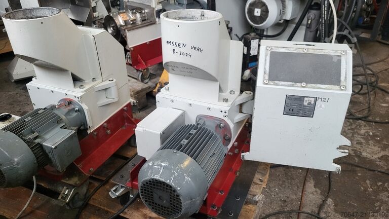 Mellékmű 2,2 kW - 12 darab Müller Maschinen GmbH SM 152