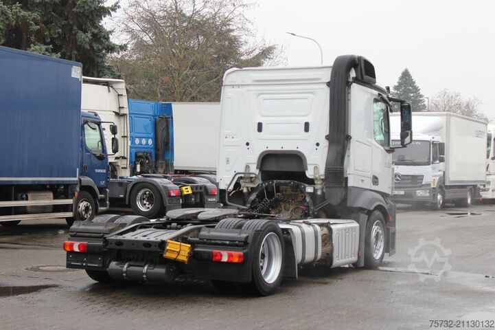 Volume tractor unit Mercedes-Benz Actros 1842 E6  Flachdach Mega ACC LDW NUR 211TKM