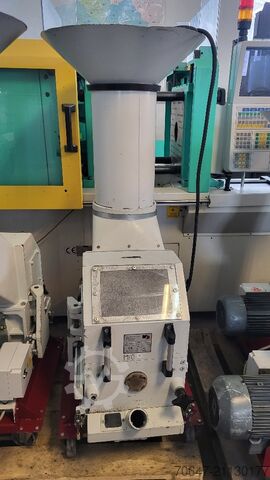 Auxiliary mill 3 kW - 9 units Müller Maschinen GmbH SM 252