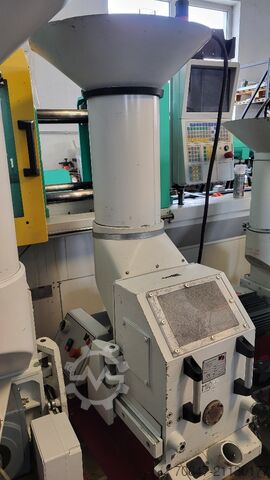 Auxiliary mill 3 kW - 9 units Müller Maschinen GmbH SM 252