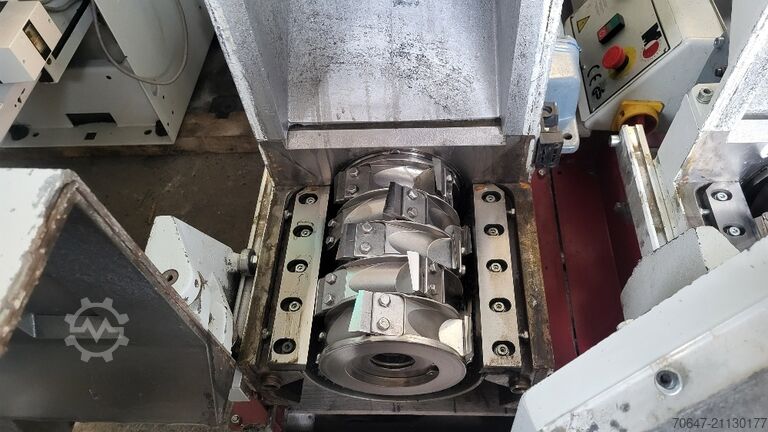 Auxiliary mill 3 kW - 9 units Müller Maschinen GmbH SM 252