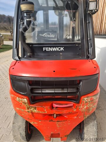 ανυψωτικό περονοφόρο με εμπρόσθιο φορτηγό Linde H 30 Diesel Triplex Zinkenverstellgerät