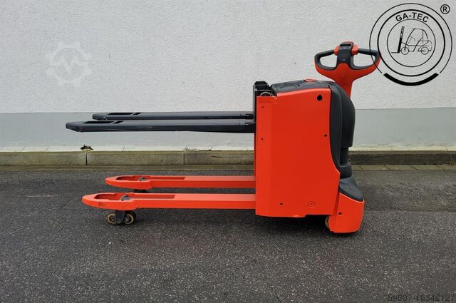 Raklapemelő Linde L16L