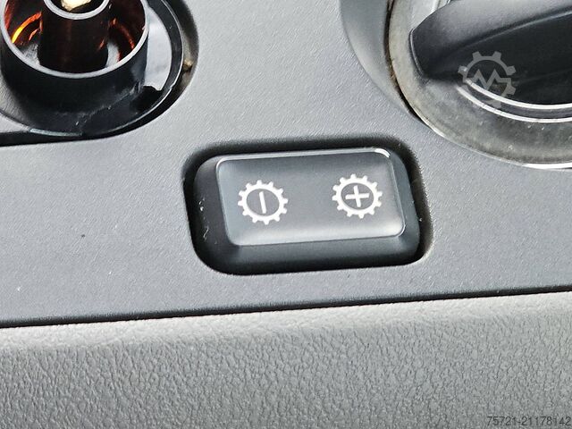 Glidende presenning DAF LF 290 16T TAILLIFT AIRCO