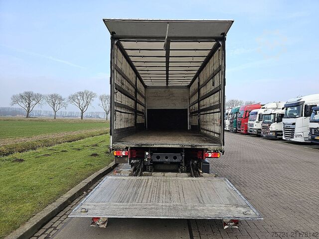 Glidende presenning DAF LF 290 16T TAILLIFT AIRCO