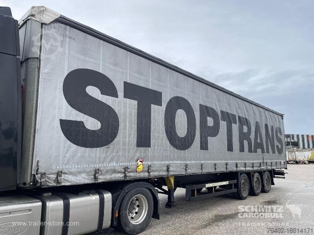 Semi-reboque aberto com lona Schmitz Cargobull Semitrailer Curtainsider Standard