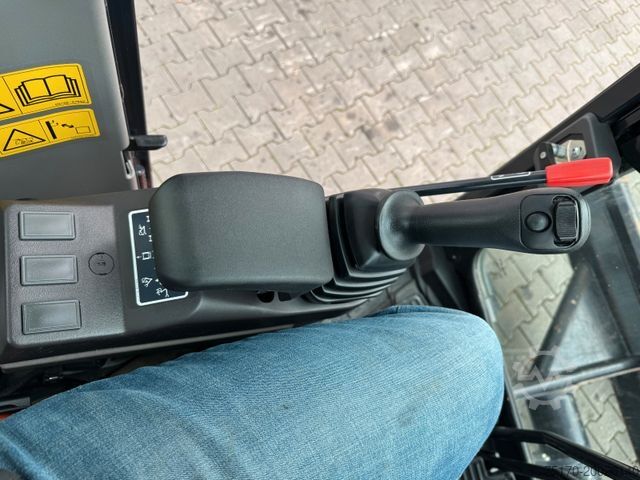 Minibagger KUBOTA U56-5 / MS03 / nur 190h! / Löffelpaket