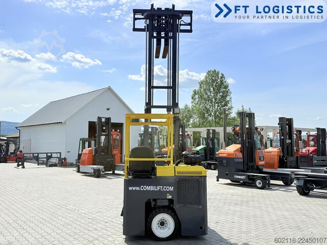 Carrello elevatore a 4 direzioni Combilift CB3000 GAS DUPLEX 4000MM POSITIONER
