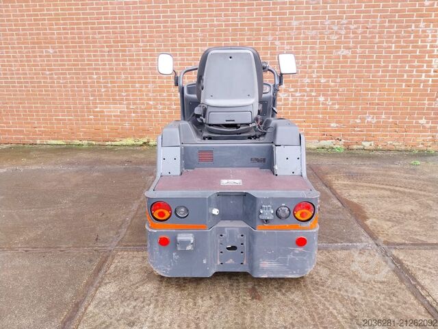 Tow Tractor Linde P80