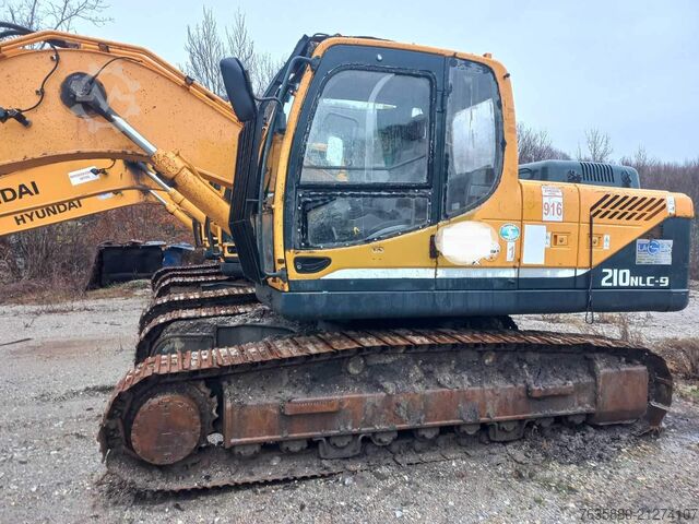 Chain excavator Hyundai Robex 210NLC-9