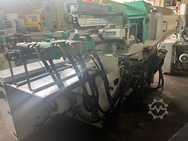 Injection molding machine Arburg 320K 700-250