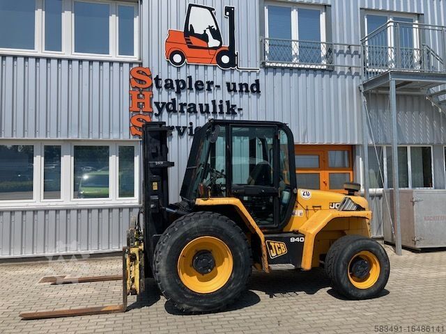Wózek widłowy terenowy JCB 940 - 4 