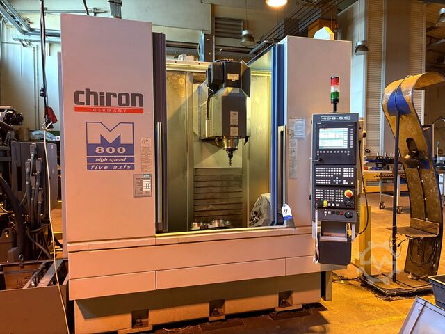 Centro di lavoro a cinque assi CHIRON MILL 800