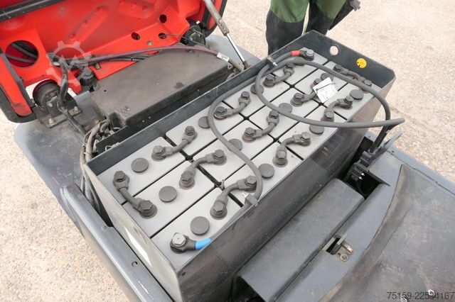 Otro linde P 60 Z Schlepper Batterie 50/2018