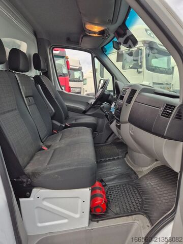 Kamion Mercedes-Benz SPRINTER 516 CDI