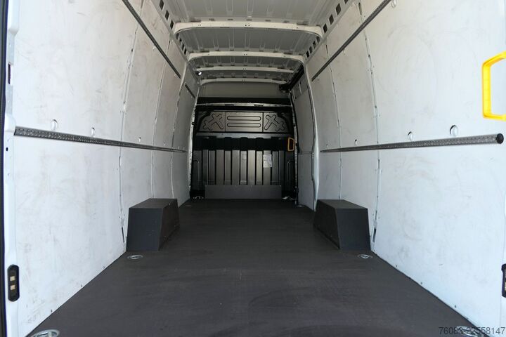 Bestelwagen met verhoogd dak IVECO Daily35-160 HiMatik Maxi Klima Navi Kamera