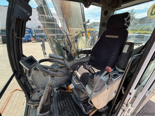 Mobiele graafmachine LIEBHERR A 920 Litronic Mobilbagger *10.932h
