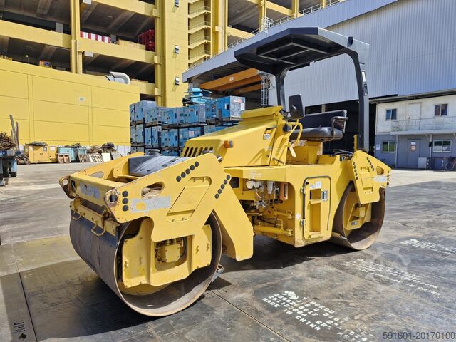 Tandemrol Sakai SW652