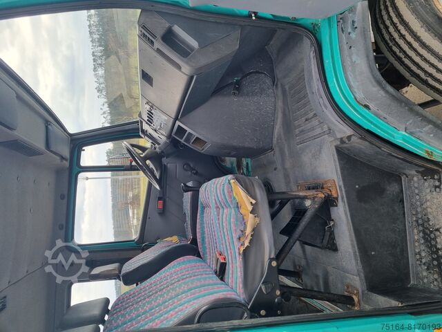 Tippvagn 3-vägs Mercedes-Benz 811 DK DoKa