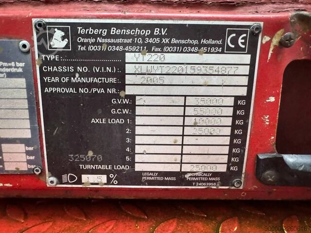 Terminal tractor Terberg YT 220