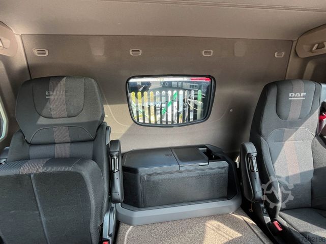 Kippers vrachtauto DAF XD 410 FA Absetzkipper