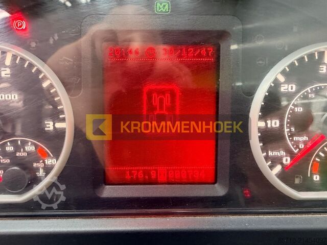 τηλεσκοπικός φορτωτής Merlo P 27.6 Plus