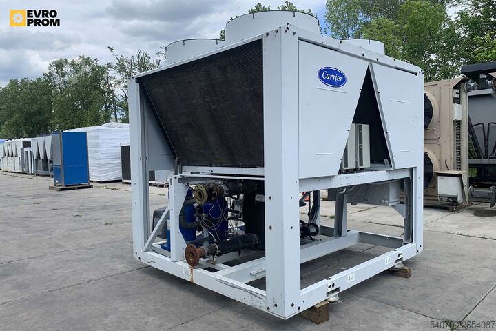 Kältemaschine Used Industrial Chiller CARRIER - 261 kW | With warranty