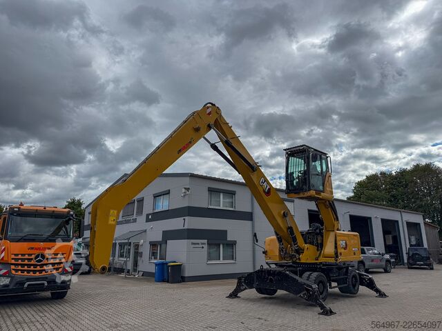 Umschlagbagger Caterpillar CAT MH3026-06C Umschlagbagger Kamera ZSA
